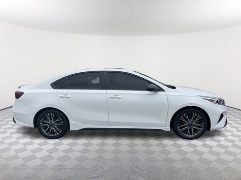 Used 2023 Kia Forte GT-Line w/ GT-Line Premium Package image 5