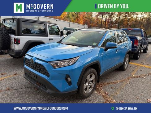 Used 2019 Toyota RAV4 XLE image 1