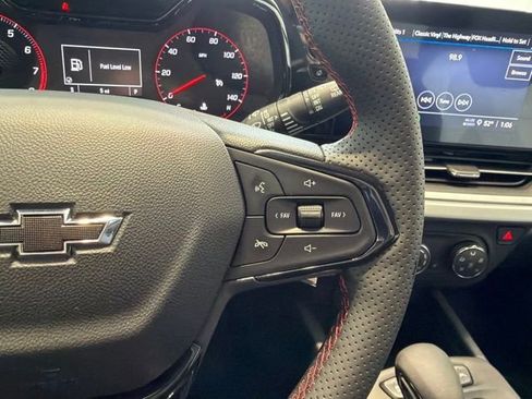 New 2026 Chevrolet Trax RS FWD image 18