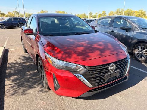 Used 2024 Nissan Sentra SV FWD image 4