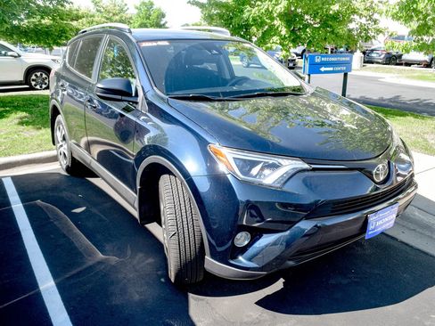 Used 2017 Toyota RAV4 LE w/ All Weather Liner Package AWD/4WD image 15