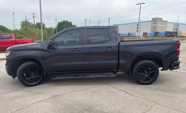 Used 2023 Chevrolet Silverado 1500 RST RWD image 2