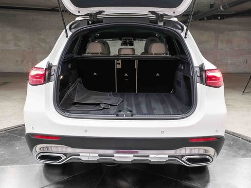 Certified 2025 Mercedes-Benz GLC 300 image 28