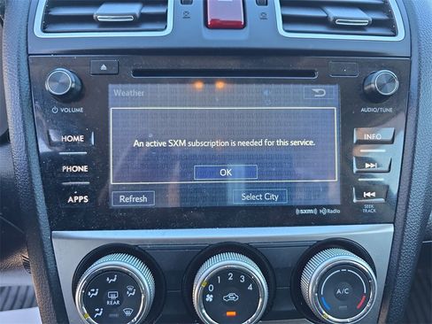 Used 2016 Subaru Crosstrek 2.0i Premium image 18