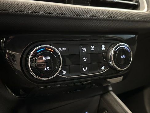 Used 2024 Chevrolet TrailBlazer LT w/ Convenience Package image 15