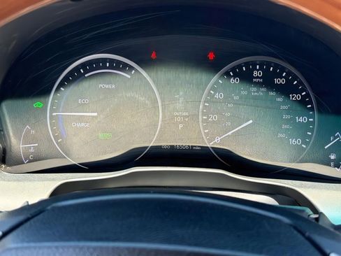 Used 2013 Lexus ES 300h w/ Luxury Pkg FWD image 23