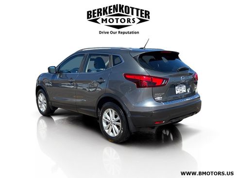 Used 2018 Nissan Rogue Sport SV image 5
