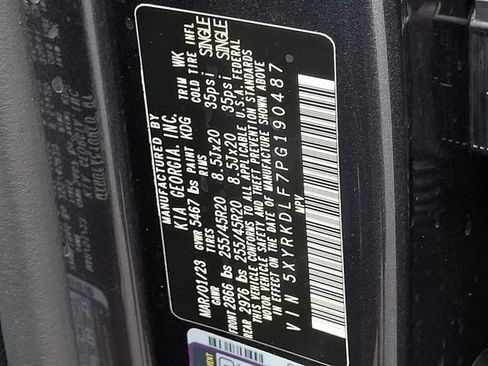 Used 2023 Kia Sorento SX image 31