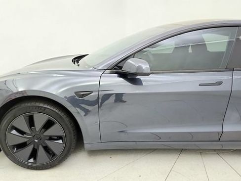 Used 2025 Tesla Model 3 Long Range RWD image 22