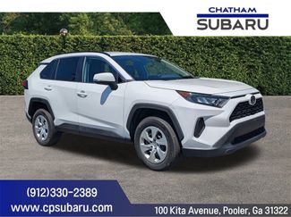 Used 2019 Toyota RAV4 LE image 1