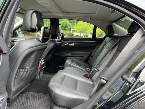 Used 2012 Mercedes-Benz S 550 4MATIC w/ Sport Pkg image 16