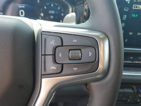 Used 2024 Chevrolet Silverado 1500 LTZ AWD/4WD image 31