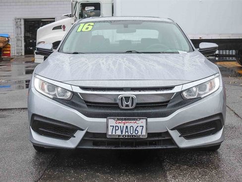Used 2016 Honda Civic EX image 2