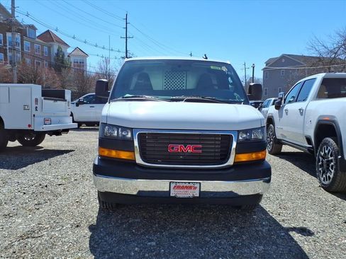 New 2026 GMC Savana 2500 w/ Driver Convenience Package image 2