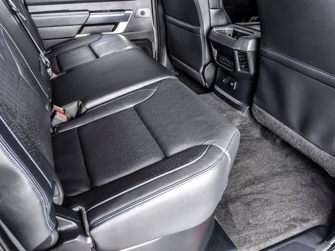 Used 2023 Toyota Tundra Platinum AWD/4WD image 20