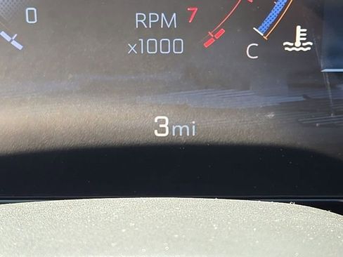 New 2025 Chevrolet Suburban Z71 w/ Z71 Off-Road Package image 12