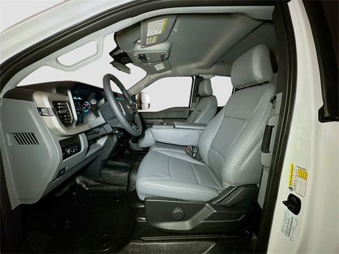 New 2026 Ford F350 XL w/ XL Chrome Package image 14