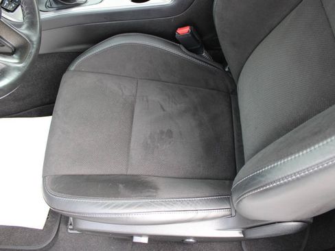 Used 2023 Dodge Challenger R/T w/ Plus Package RWD image 8