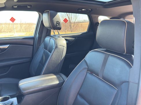 Used 2023 Chevrolet Blazer Premier w/ Driver Confidence II Package AWD/4WD image 18