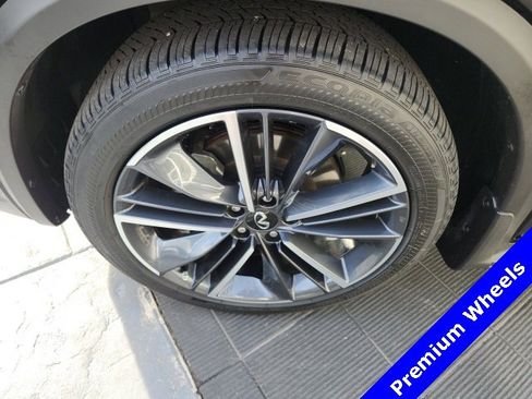 Used 2025 INFINITI QX55 Luxe w/ Cargo Package image 5