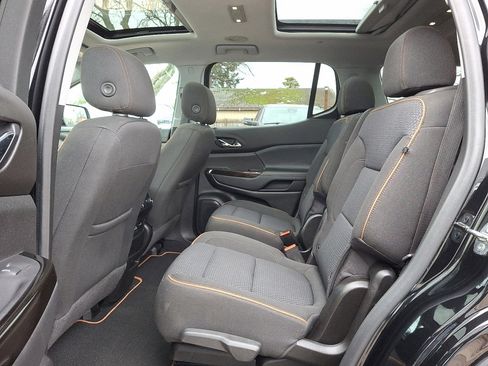 Used 2021 GMC Acadia AT4 image 20