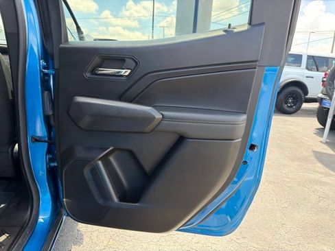 Used 2023 Chevrolet Colorado LT AWD/4WD image 33