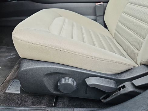 Used 2018 Ford Fusion S image 22