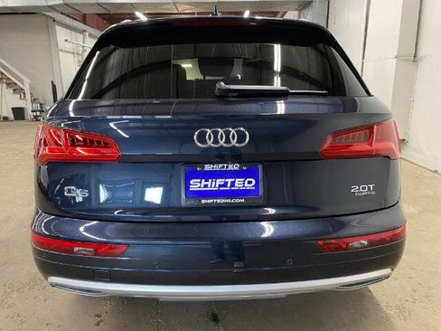 Used 2018 Audi Q5 2.0T Premium Plus w/ Premium Plus Package image 4