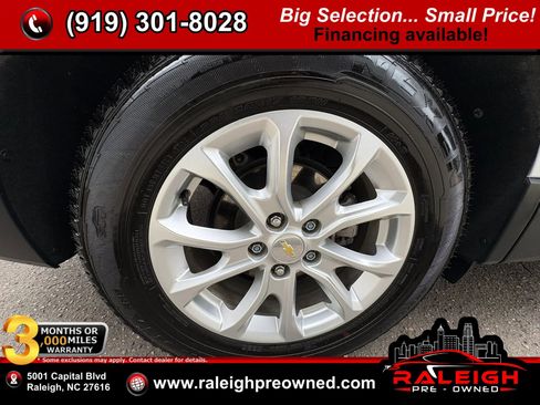 Used 2021 Chevrolet Equinox LT AWD/4WD image 44
