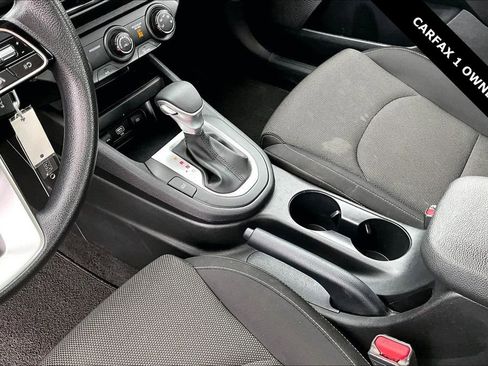 Used 2024 Kia Forte LXS w/ LXS Technology Package image 17