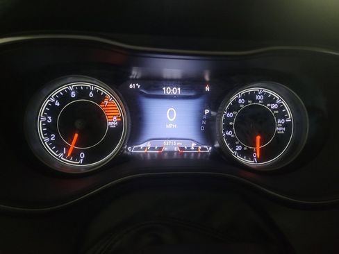 Used 2020 Jeep Cherokee Limited image 23