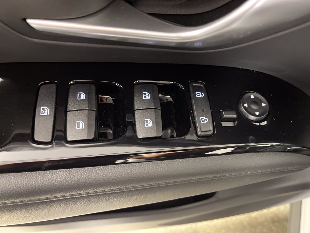 Certified 2023 Hyundai Tucson Limited AWD/4WD image 18