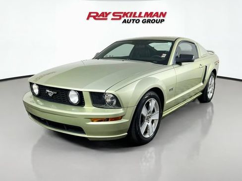 Used 2006 Ford Mustang GT Premium RWD image 3