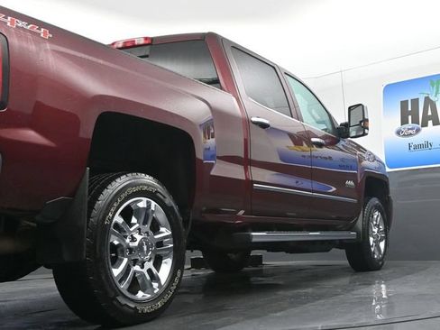 Used 2017 Chevrolet Silverado 2500 High Country w/ Duramax Plus Package AWD/4WD image 21