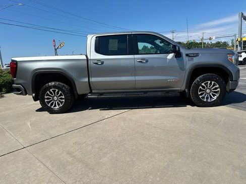 Used 2020 GMC Sierra 1500 AT4 w/ AT4 Premium Package AWD/4WD image 4