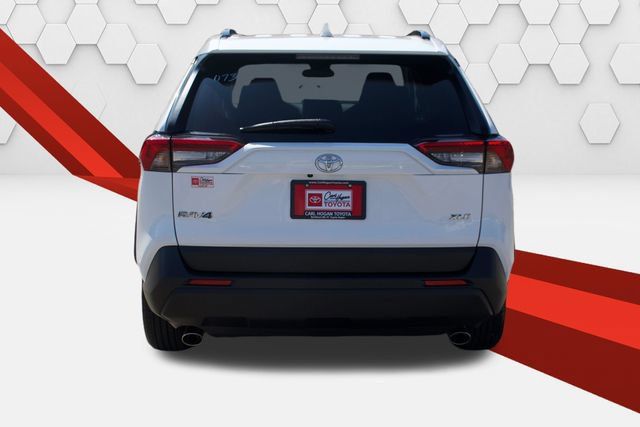 Used 2025 Toyota RAV4 XLE FWD image 4