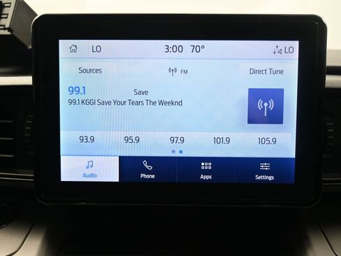 Used 2024 Ford Explorer XLT RWD image 17