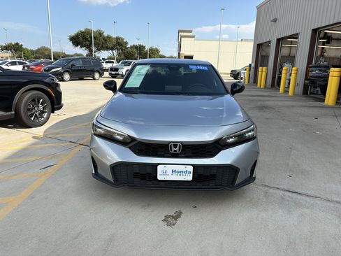 Certified 2025 Honda Civic Sport image 3