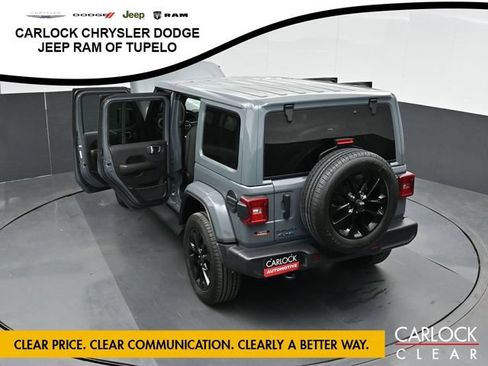 Used 2025 Jeep Wrangler Unlimited Sahara AWD/4WD image 56