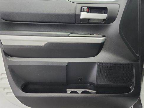 Used 2018 Toyota Tundra SR5 w/ TRD Off Road Package image 17