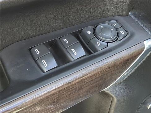 Used 2020 GMC Sierra 1500 Denali w/ Driver Alert Package II AWD/4WD image 10