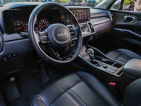 Certified 2023 Kia Sorento S w/ Panoramic Sunroof Package AWD/4WD image 7