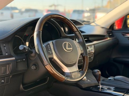 Used 2013 Lexus ES 350 image 21