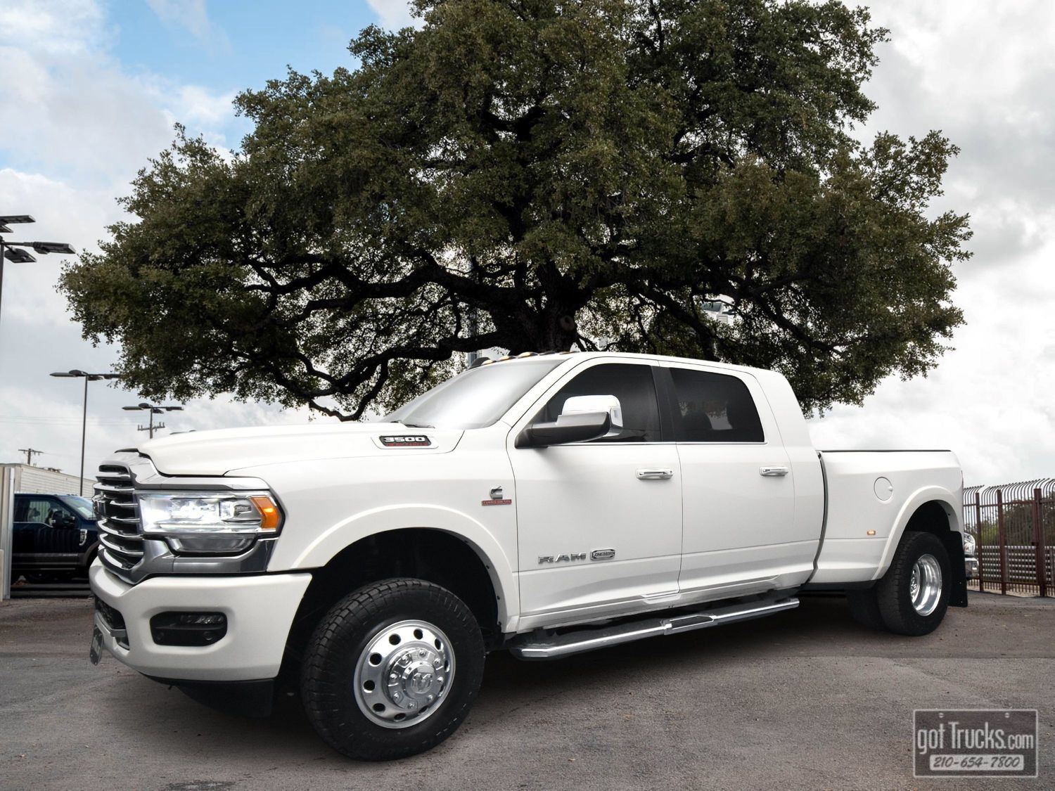 Used 2022 RAM 3500 Limited AWD/4WD image 1