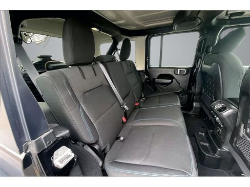 Used 2022 Jeep Wrangler Unlimited Rubicon 4xe w/ Dual Top Group AWD/4WD image 24