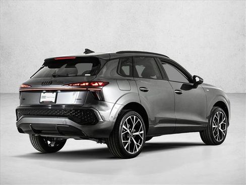 New 2026 Audi Q3 quattro 2.0T image 5