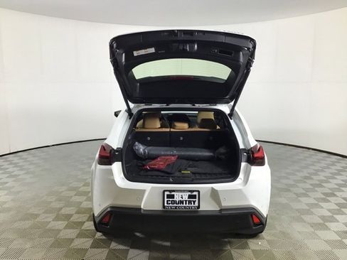 Used 2025 Lexus UX 300h AWD image 21