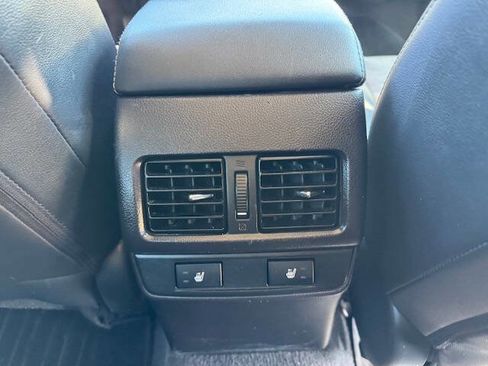 Used 2016 Subaru Outback 2.5i Limited image 21