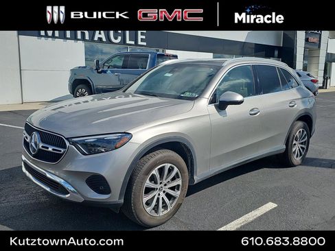 Used 2023 Mercedes-Benz GLC 300 4MATIC image 1
