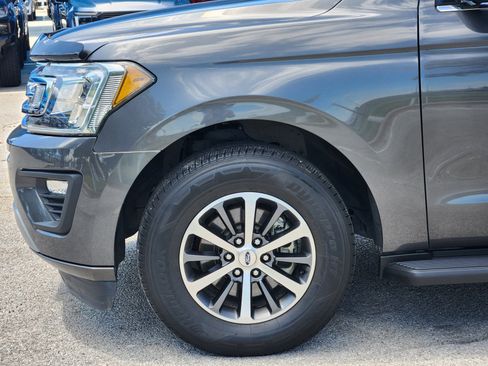 Used 2020 Ford Expedition XLT RWD image 25
